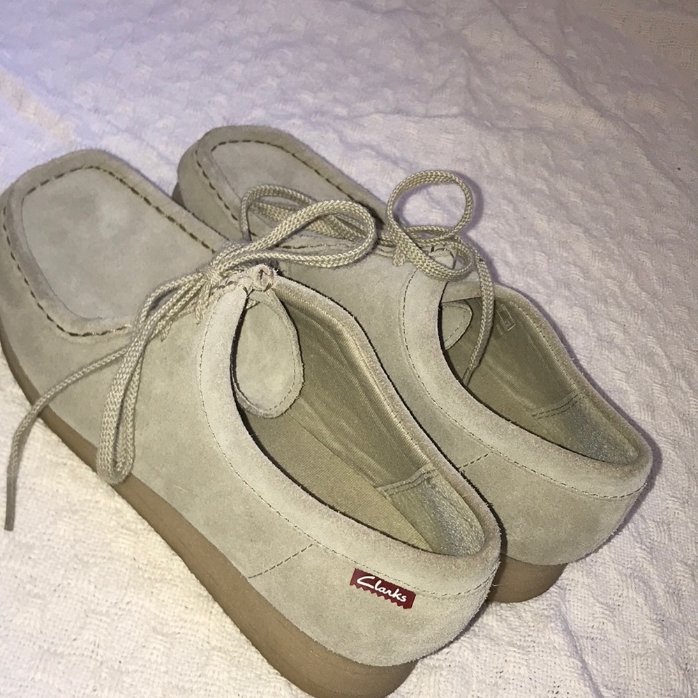 Women’s Maple Suede Clarks